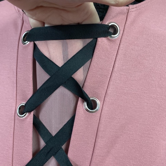 Design Lab Back Design Dress - Picture 4 of 7